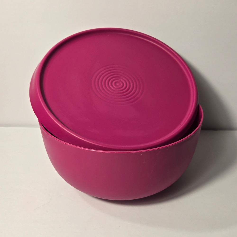 Tupperware Blossom Bowl Serving Bowl 4.3L Pink with Lid